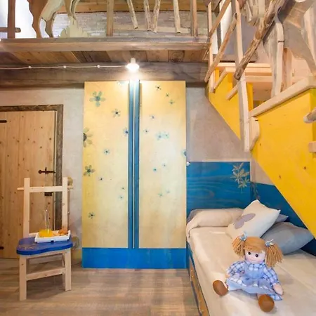 Sleeps 10 Pool Air Con Wifi *