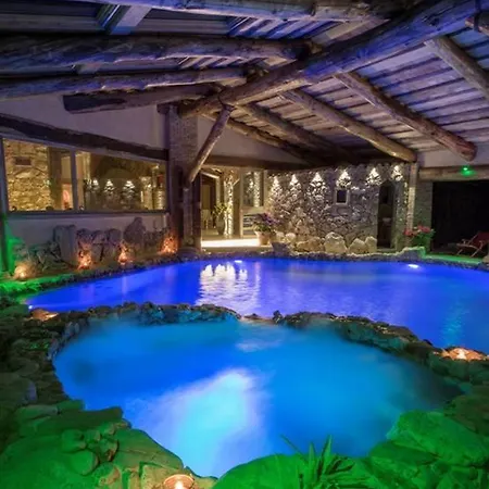 Villa Sleeps 10 Pool Air Con Wifi Guardea